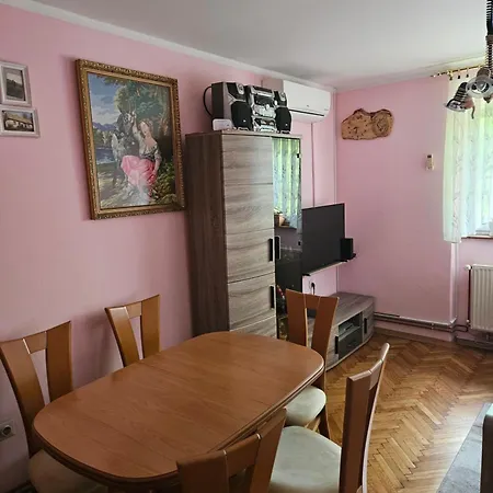 شقة Apartma Cipresa Rogatec